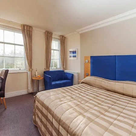 The Berkeley Square מלון 4*