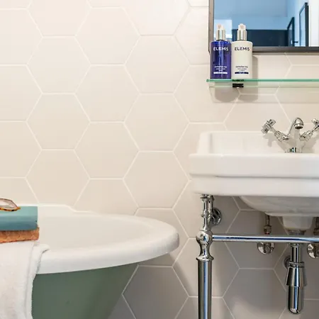 Hotel The Berkeley Square 4*