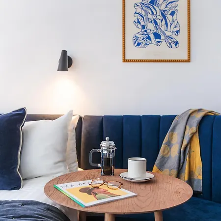 The Berkeley Square Hotel