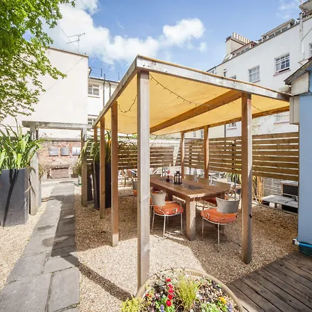 The Berkeley Square Отель 4*