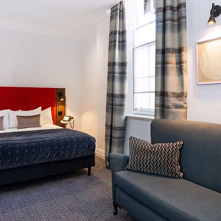 מלון The Berkeley Square