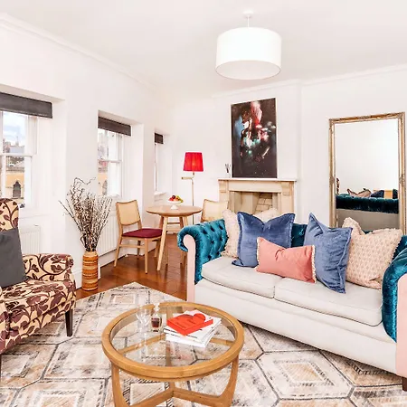 The Berkeley Square 4* בריסטול