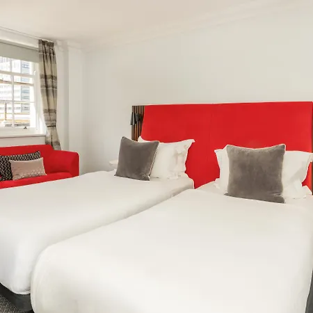 The Berkeley Square 4*