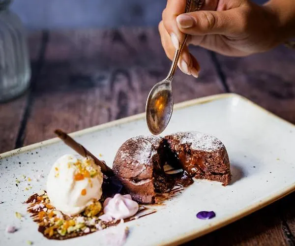 The Berkeley Square Бристоль