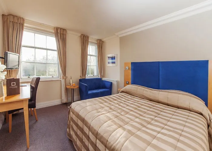The Berkeley Square Отель 4*