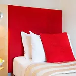 The Berkeley Square Hotel