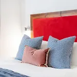 فندق The Berkeley Square 4*