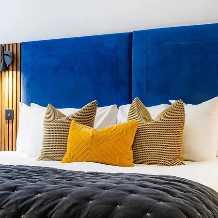 The Berkeley Square Hotel 4*